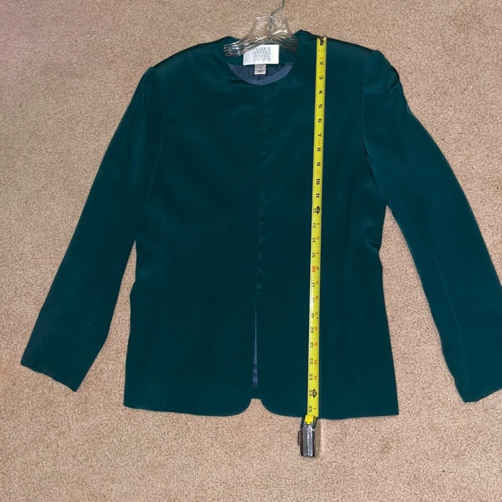 Valerie Stevens Silk Skirt Suit in Emerald Green - Picture 12 of 14